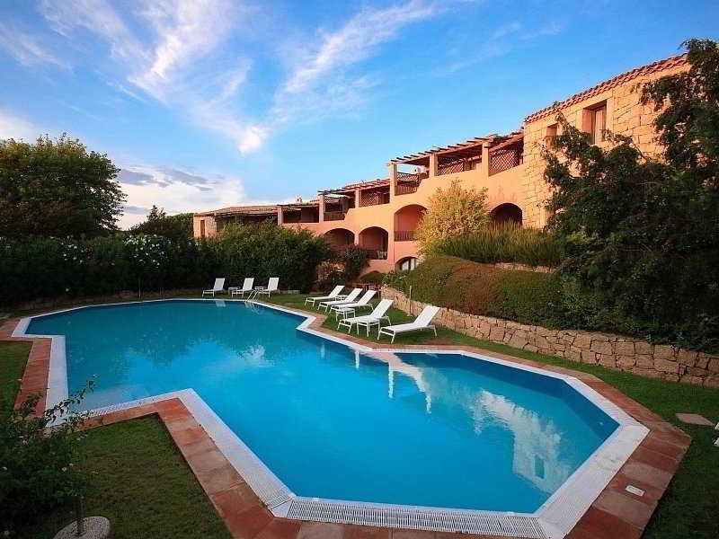 Capriccioli  Green Park Hotel מראה חיצוני תמונה